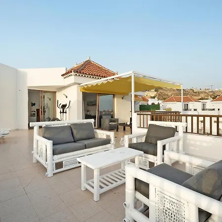 Penthause Luxe 501 Sea View Pool Apartmán *