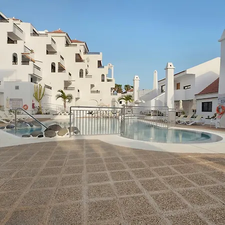 Апартаменты Penthause Luxe 501 Sea View Pool